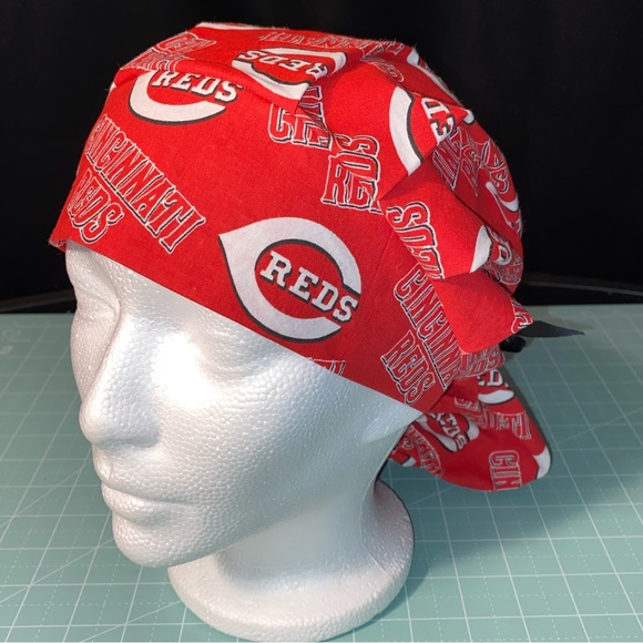 Cincinnati Reds Tie Back Scrub Cap - Picture 2 of 2